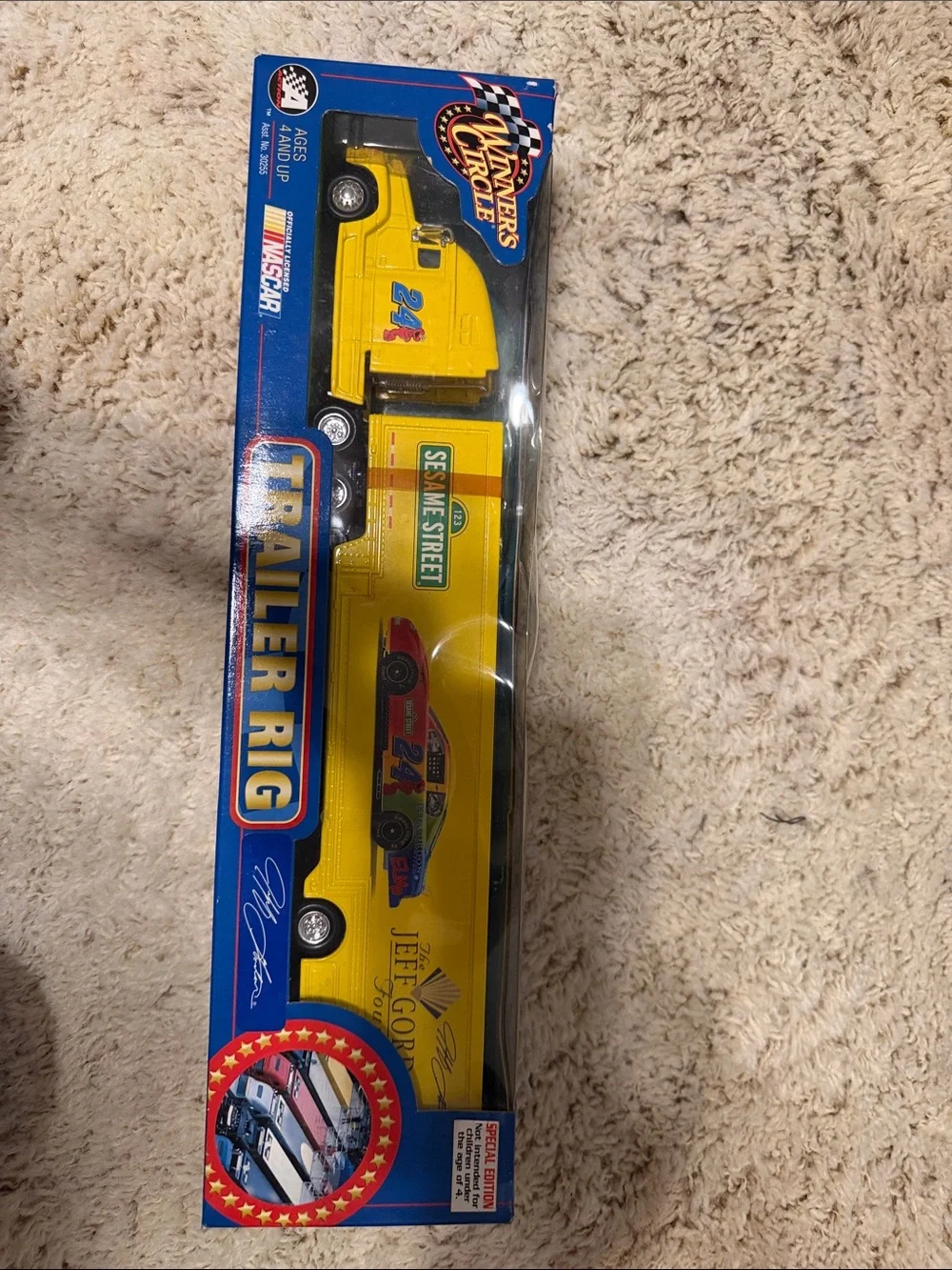 Die-Cast Trailer Rig Playset - Blue and Yellow